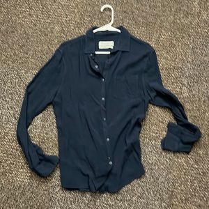 Button up dark blue shirt. Stretchy cotton
